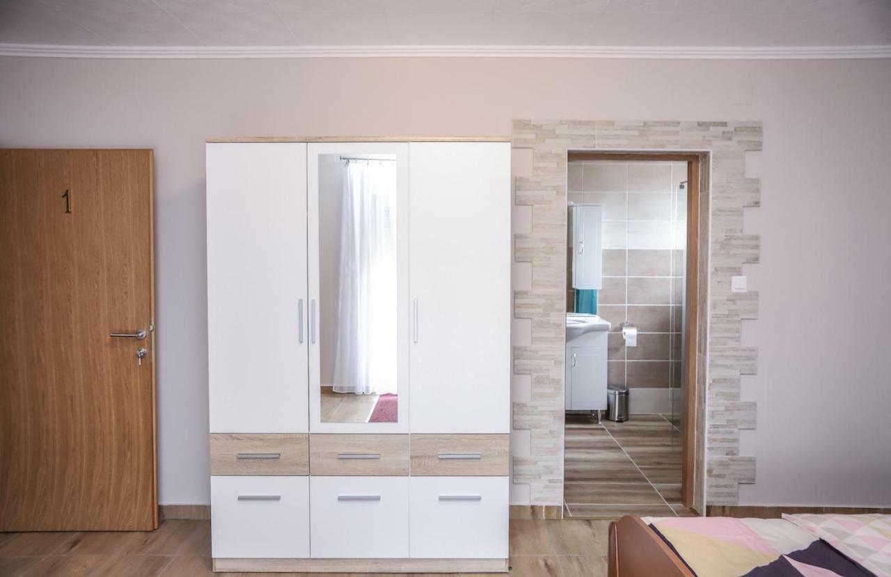 Hotel Zrinski Koprivnica Dış mekan fotoğraf